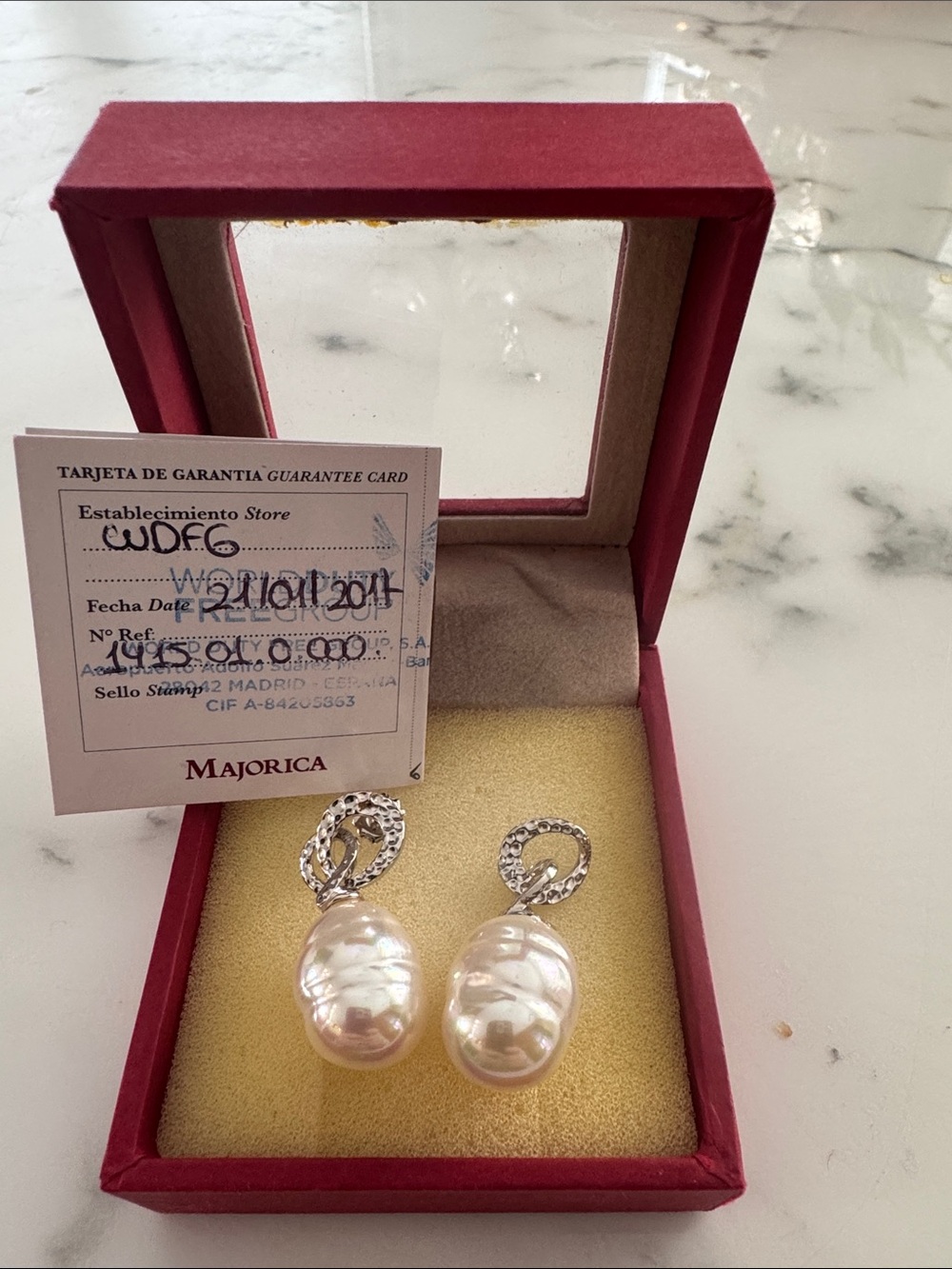 Majorca pearl earrings